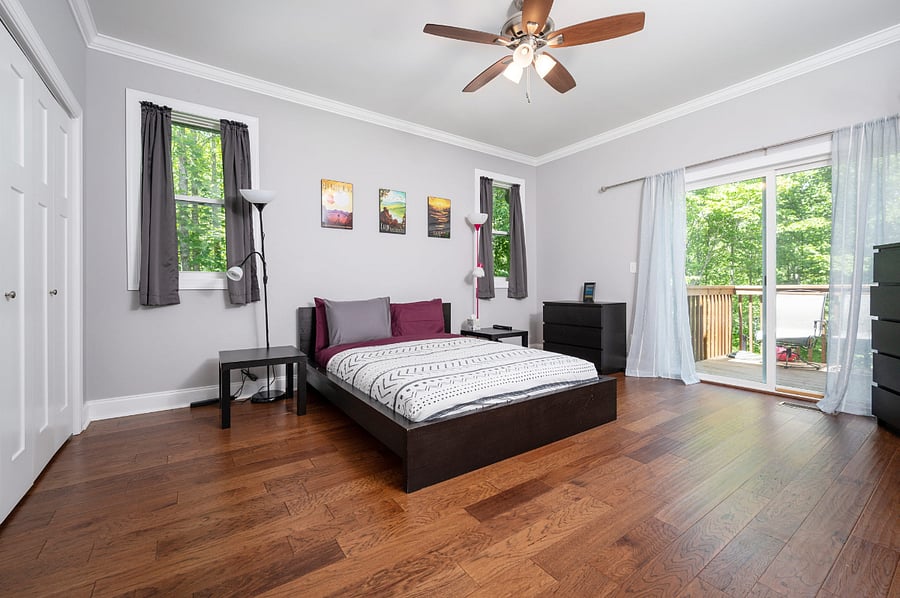 Primary Bedroom with Queen Sized Bed 