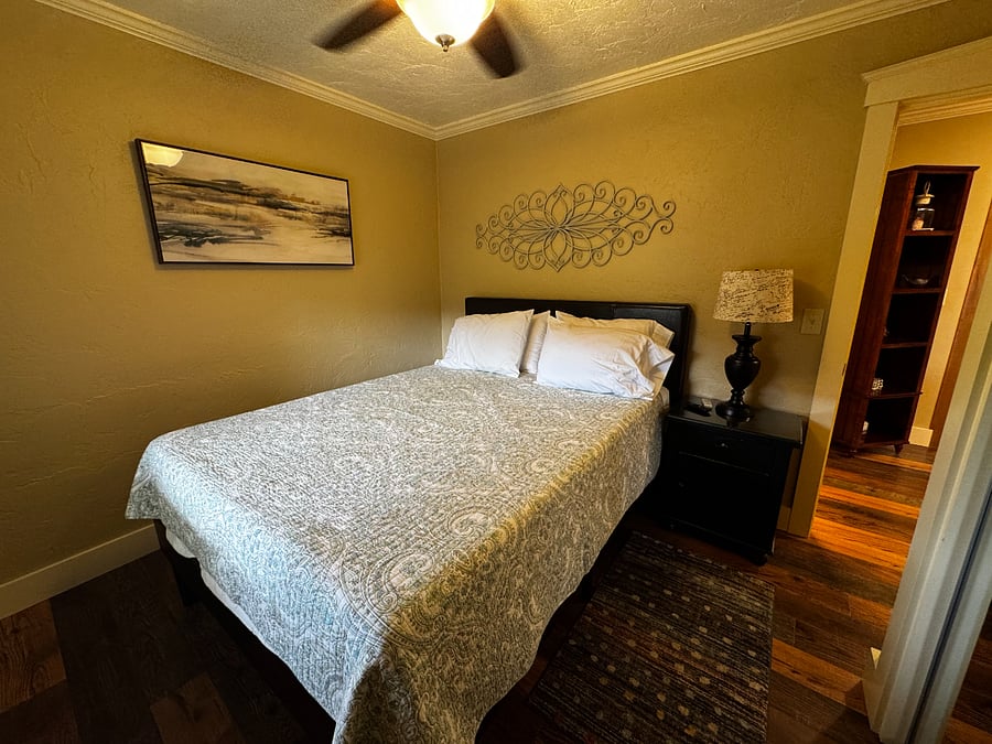 2nd Bedroom 