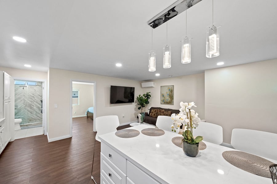 Beautiful open floor for those who like to work from home with the TV on. Watch and eat your food from the beautiful kitchen counter with a charging port 