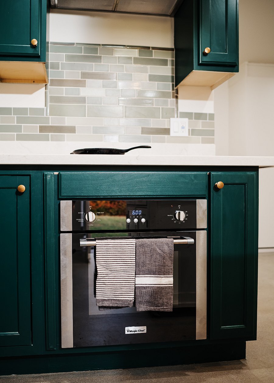 Full-size electric oven and induction cooktop