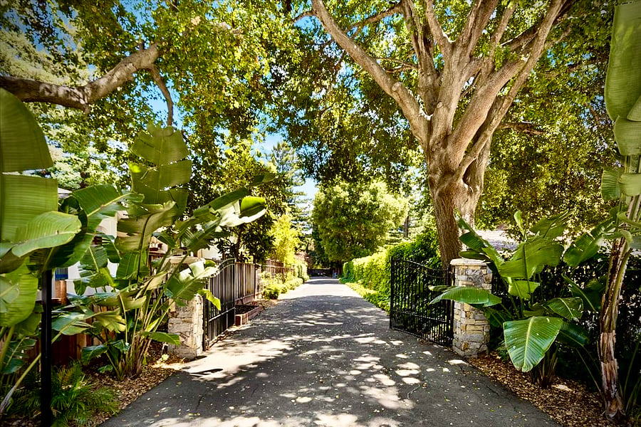 Driveway Entrance Gates