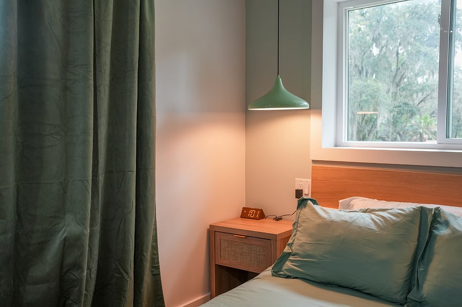 Green Room/ Queen Bed