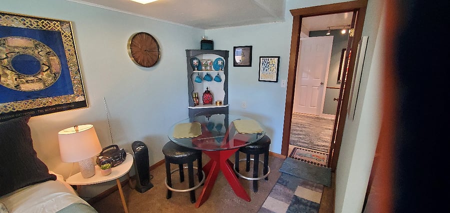 Dinette/ work area and drink station