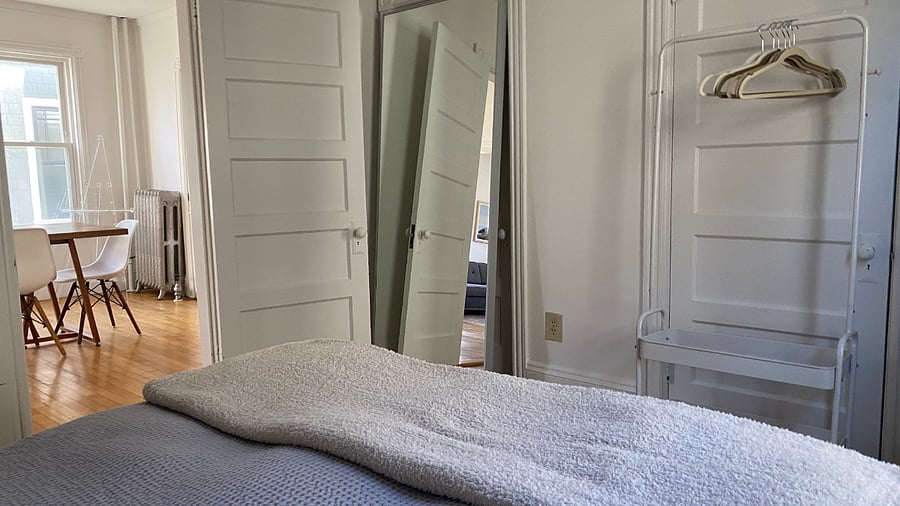 Bedroom - full