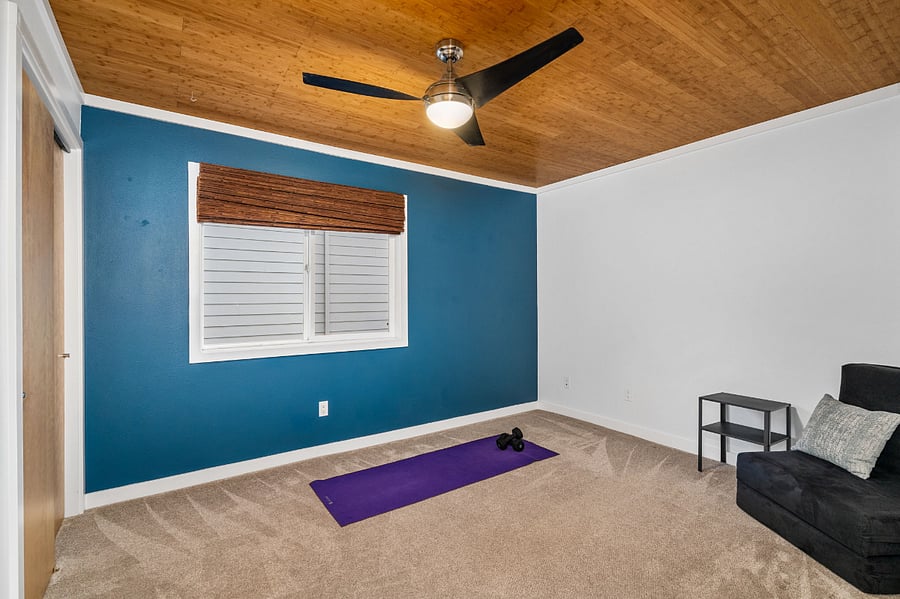 2nd Bedroom-Flex space includes twin futon, yoga mat and foam roller