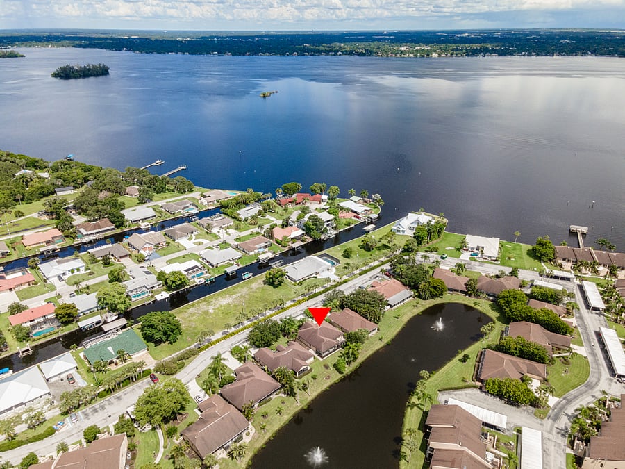 View of Admiralty Yacht Club and Caloosahatchee River 
