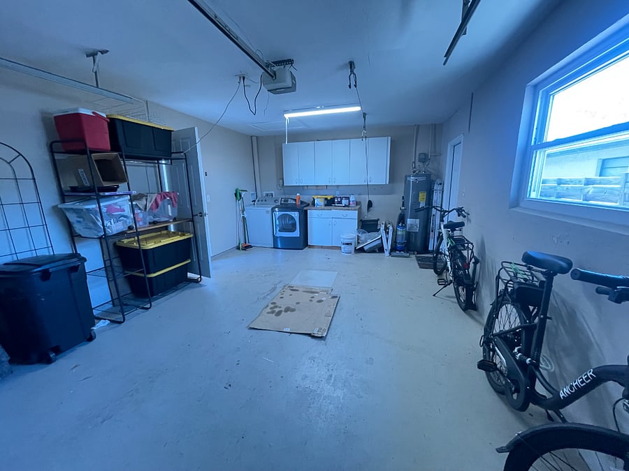 Garage with Laundry