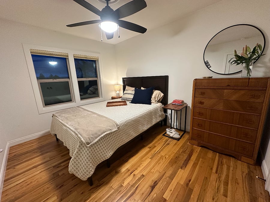 Queen size bed with dresser and nightstand