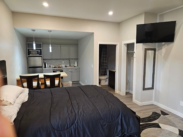 Furnished Finder property 779155_1 photo 4