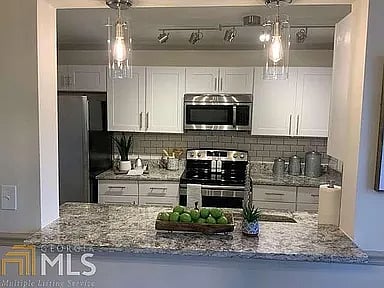 Furnished Finder property 779327_1 photo 3