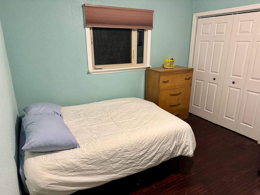 Second bedroom