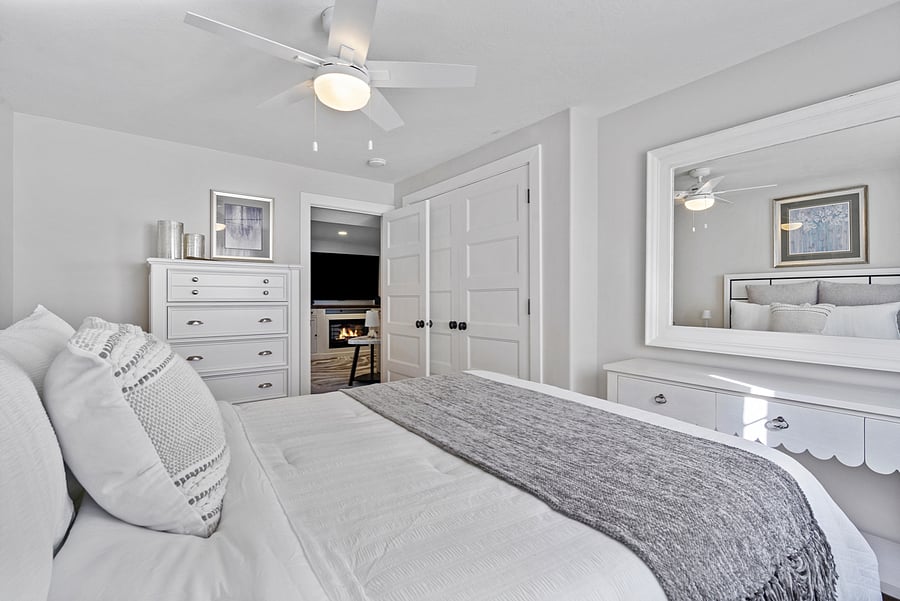 Bed 5 Basement: White Wash