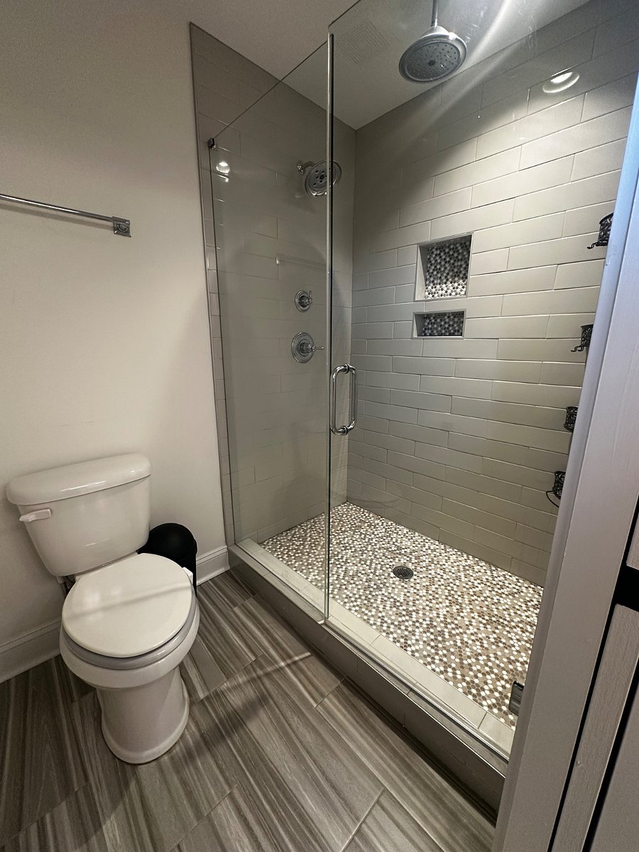 Ensuite bathroom walk-in shower, primary 