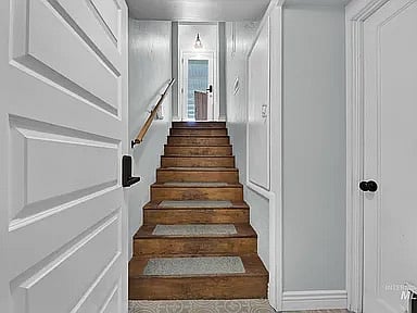 Furnished Finder property 779780_1 photo 3