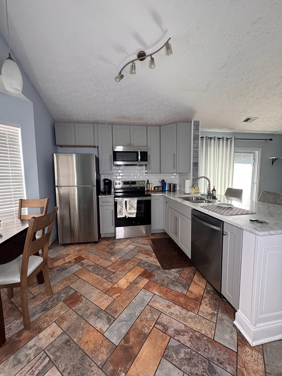 Furnished Finder property 779812_1 photo 4