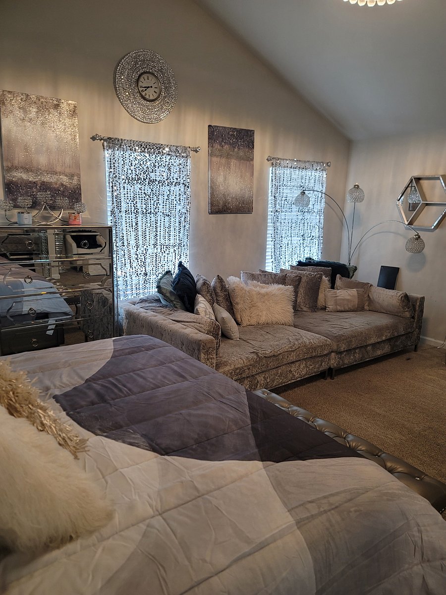 Furnished Finder property 780111_1 photo 3