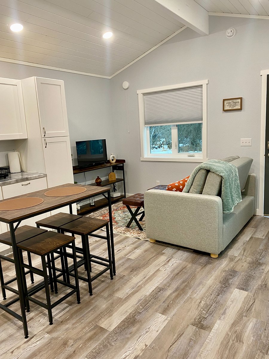 Furnished Finder property 780183_2 photo 1