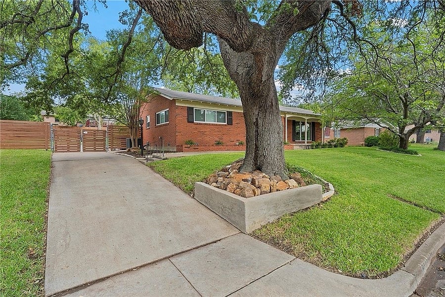 Furnished Finder property 780288_1 photo 22