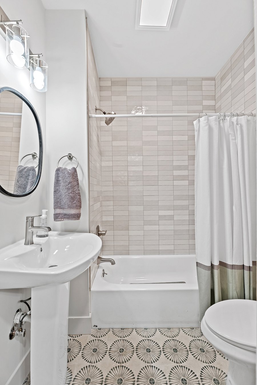 Furnished Finder property 780291_1 photo 3