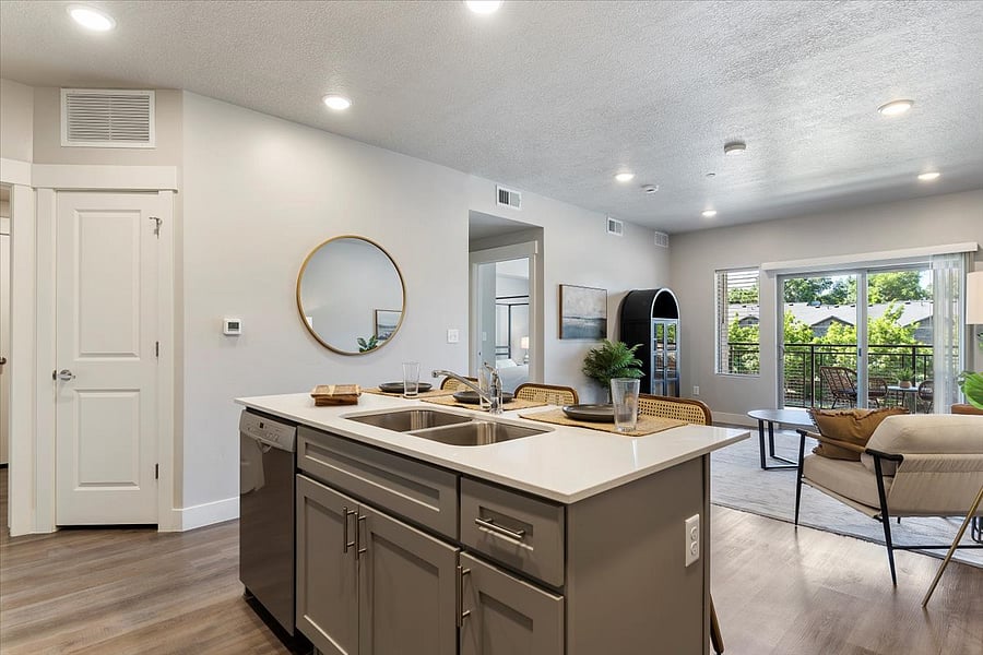 Furnished Finder property 780327_1 photo 1