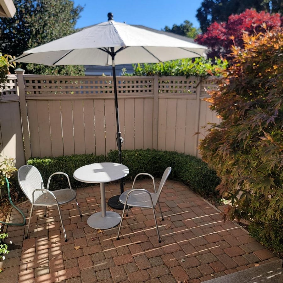 Patio off dining room . dining has sliding door to deck to paver patio.