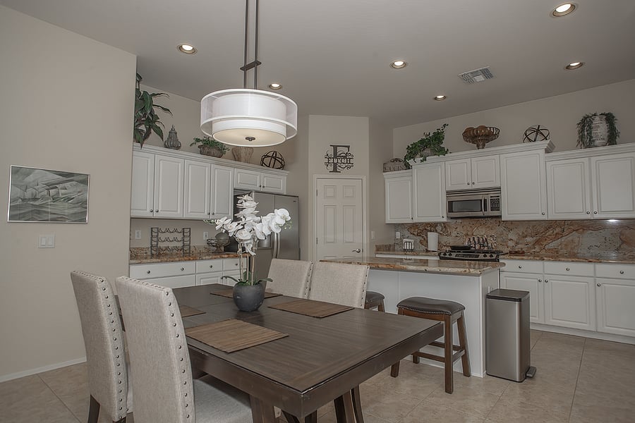 Dining/Kitchen