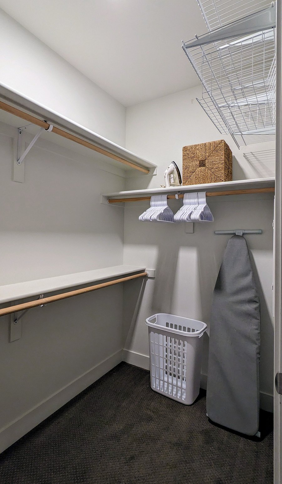 Walk-in closet