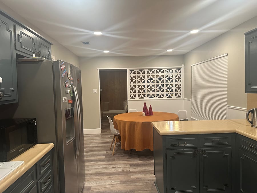 Kitchen and breakfast nook