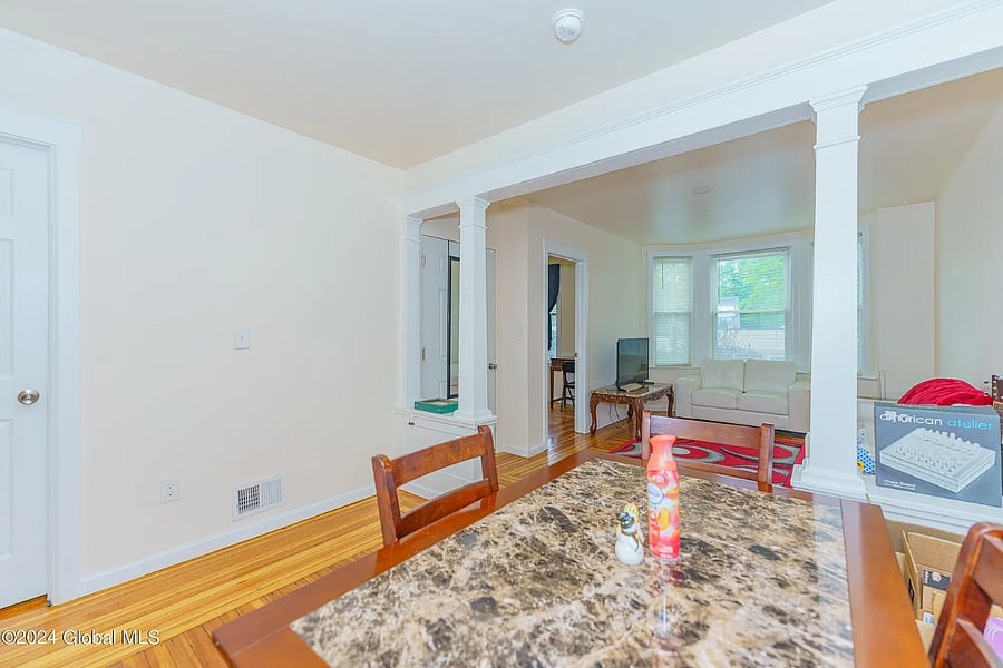 Furnished Finder property 780873_1 photo 9