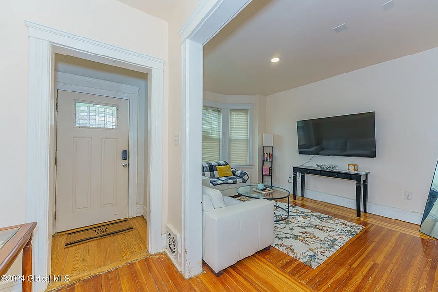 Furnished Finder property 780873_1 photo 16