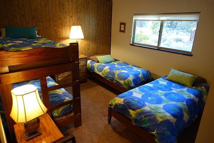 3rd bedroom - 1 bunk bed plus 2 twin beds