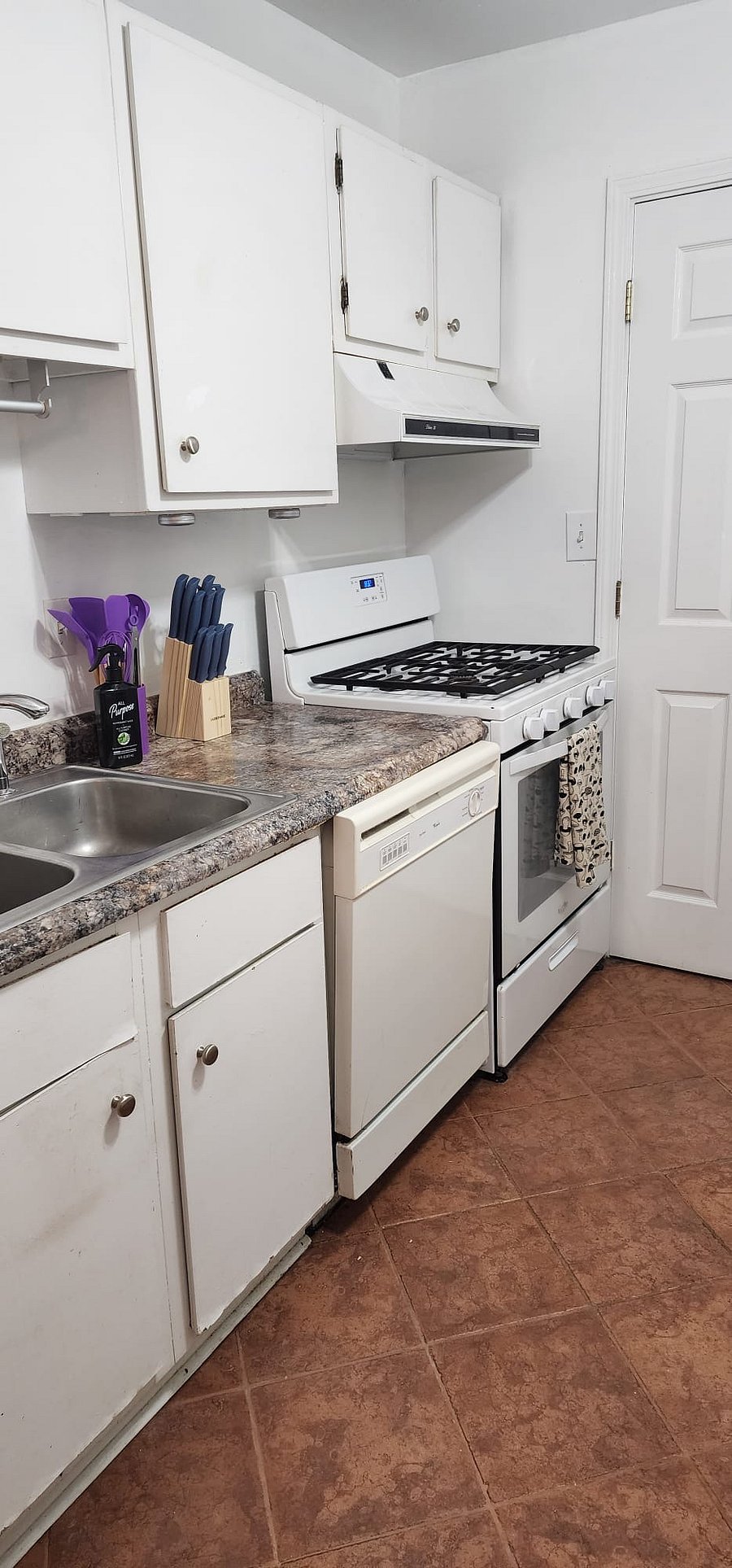 Furnished Finder property 780988_1 photo 8