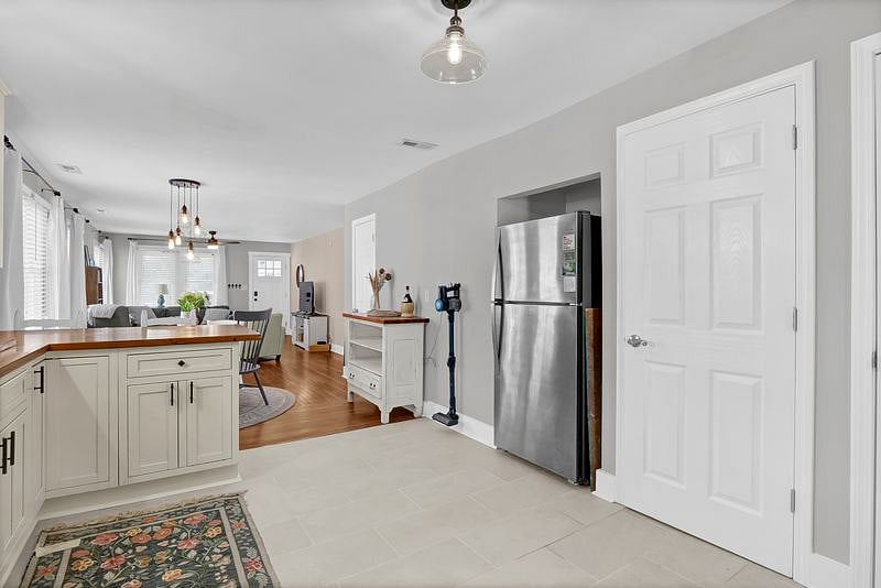 Furnished Finder property 781001_1 photo 16