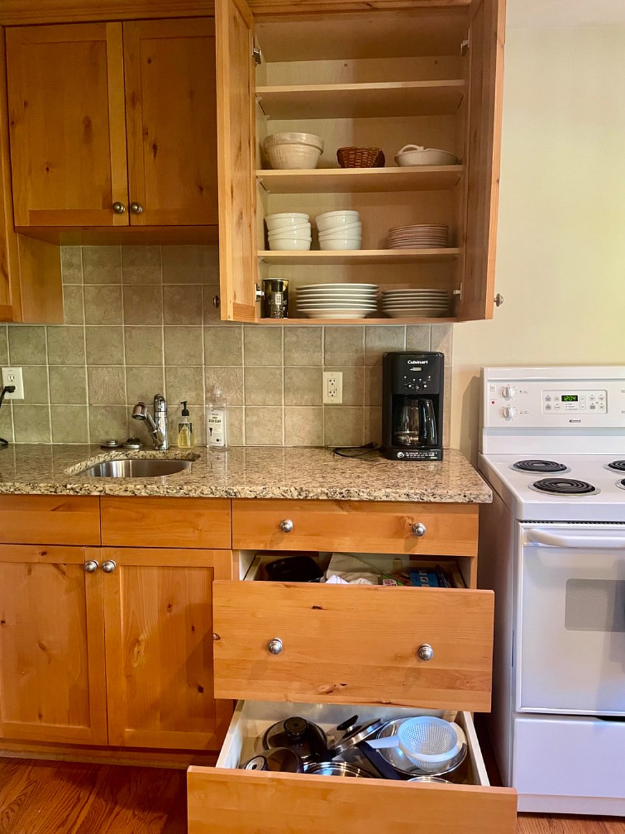 Fully-stocked kitchenette