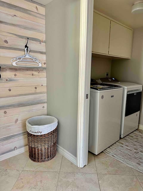 Laundry room is downstairs. 