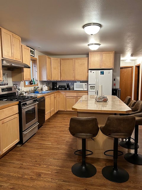 Furnished Finder property 781080_1 photo 4