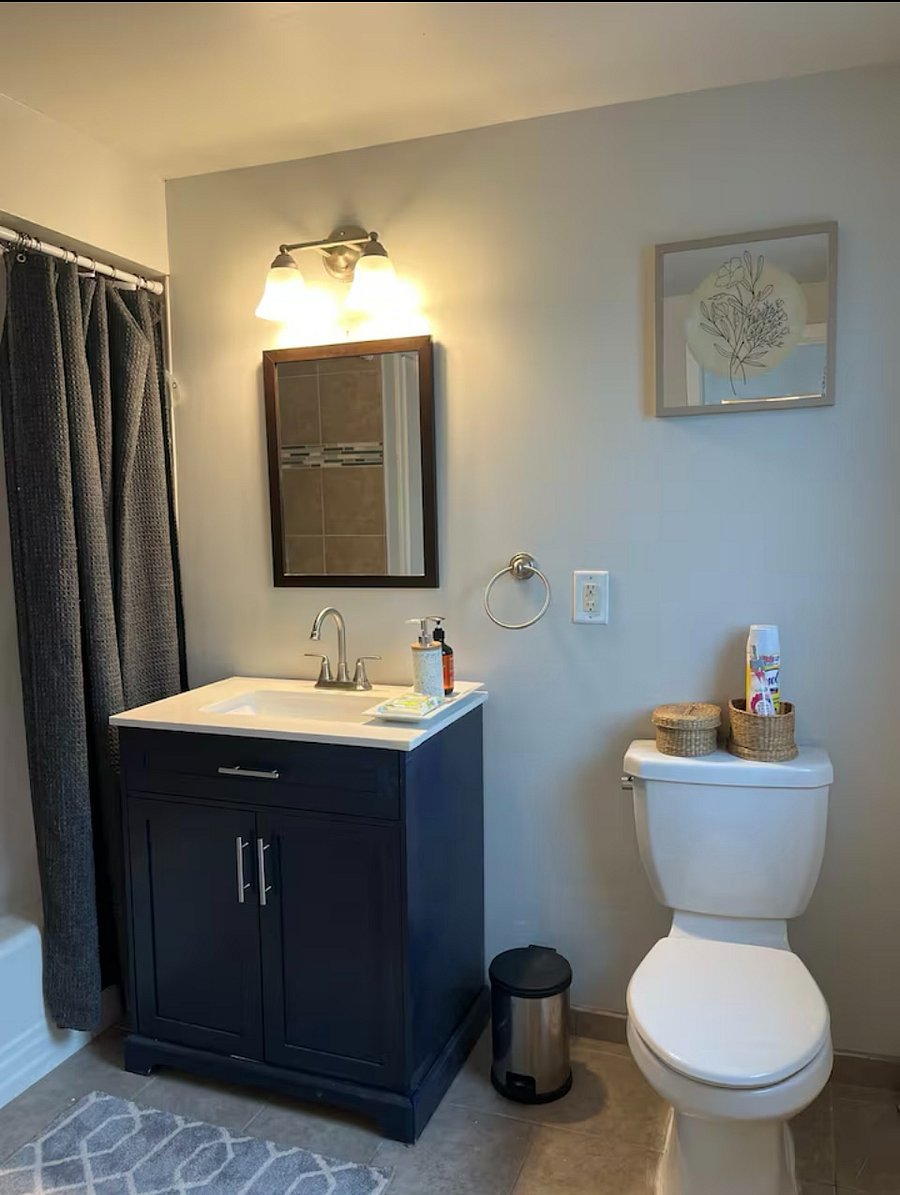 Full bath with shower and Tub.