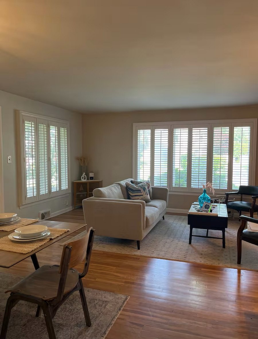 Spacious Dinning and Living space.