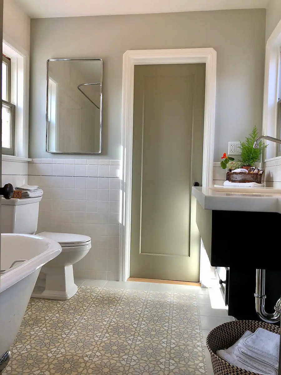 Upper level ensuite bathroom 2 with door to large bright closet
