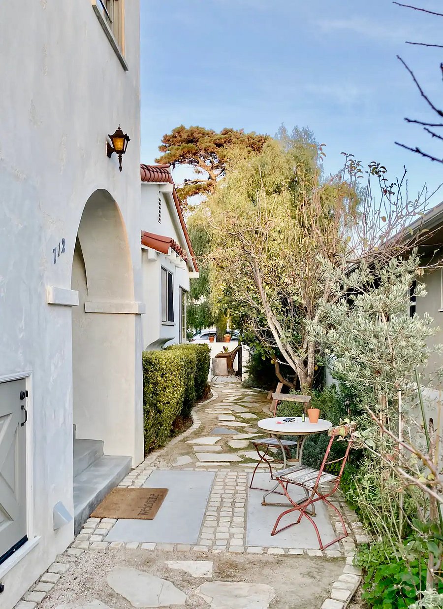 Pathway to the Main house from the Guest quarters Palm St entrance.