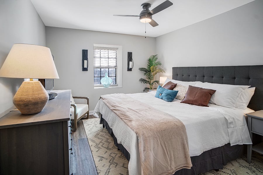 king bedroom