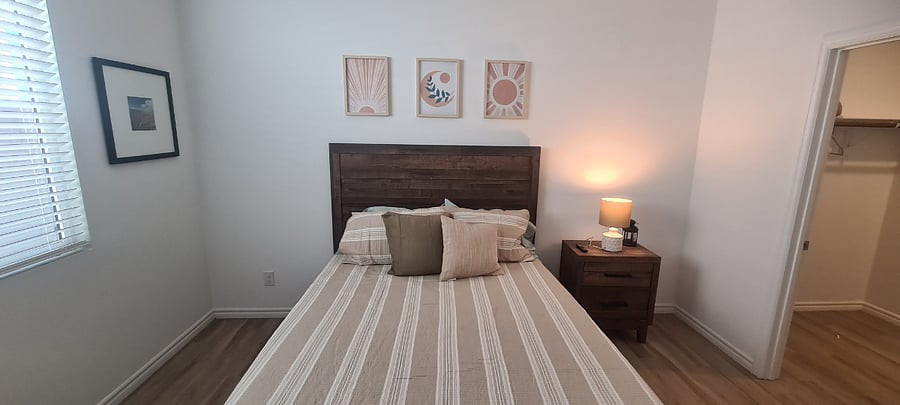 Queen bed, bedding provided