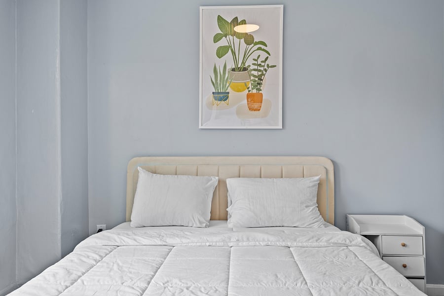 Queen Bedroom