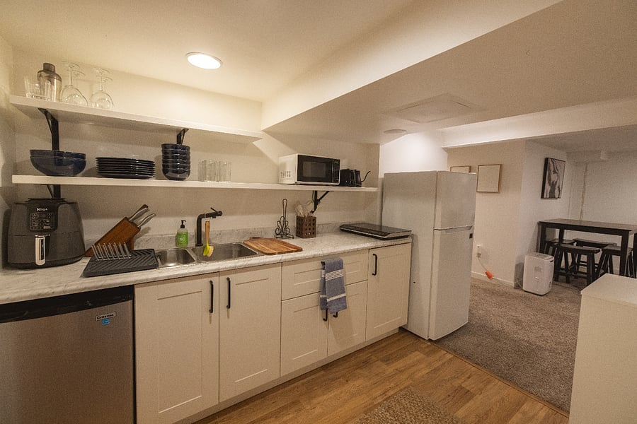 Fully Equipped Kitchenette