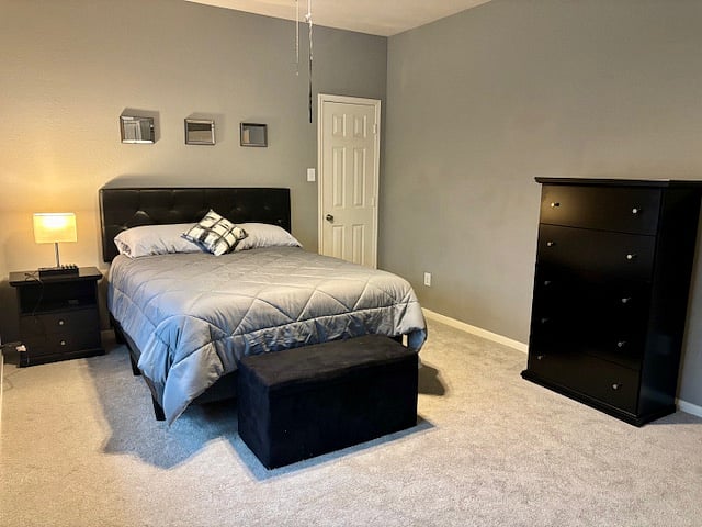 Upstairs bedroom.