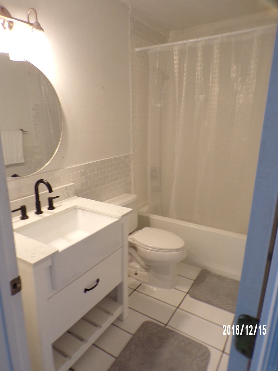 Upstairs Bathroom