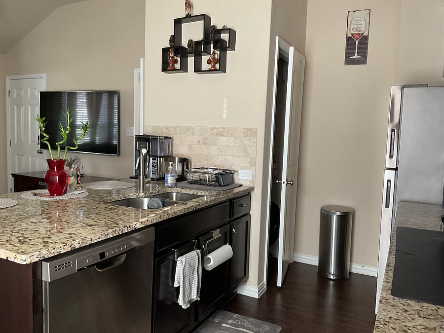 Furnished Finder property 781612_1 photo 4