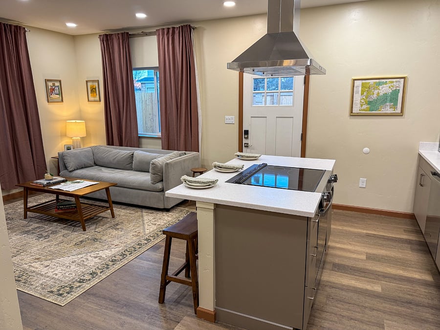 Furnished Finder property 781721_1 photo 8