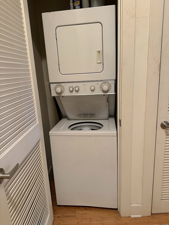 In unit washer and dryer