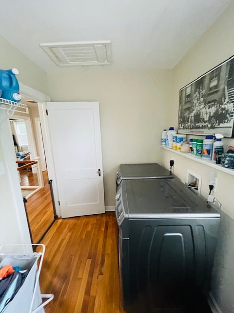 Washer & Dryer Located on the 2nd floor.